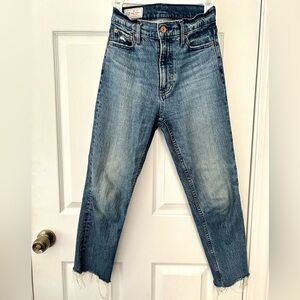 GAP Women’s Blue Cheeky Straight Sky High Jeans, size 0/25 Petite